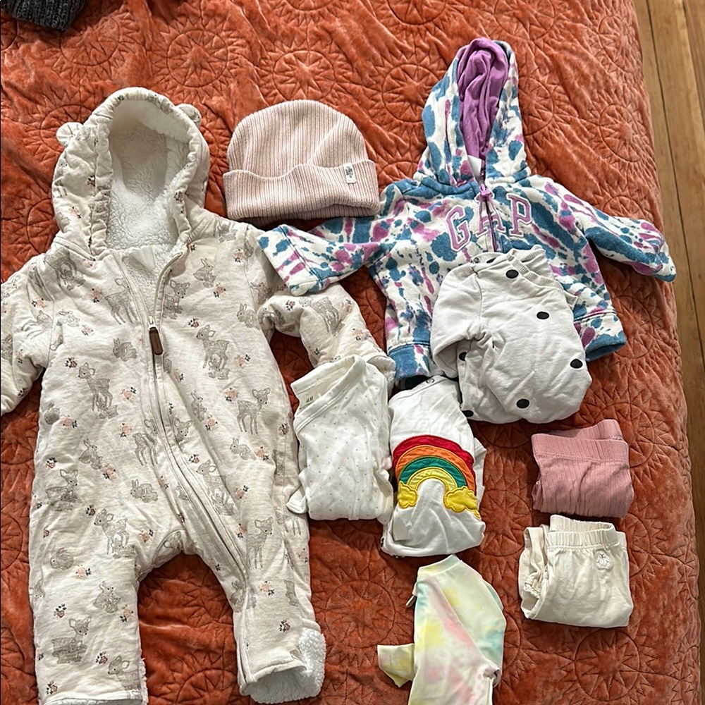 Baby girl 0-3 month bundle